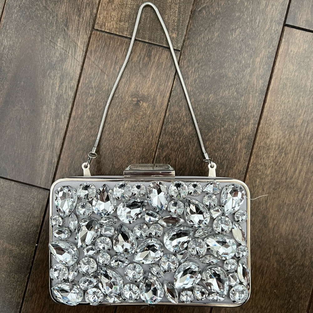 Simon chang clutch